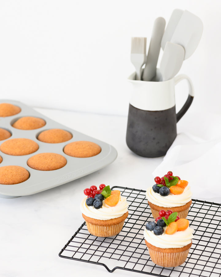 cook 'n' chic premium professional non-stick reusable quick release easy to clean eco friendly silicone cupcake muffin pan and cooking set utensils made of genuine siliconePRIME and strong steel metal inner core